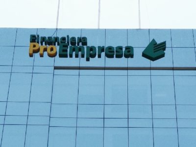 PROYECTOS_financiera-min